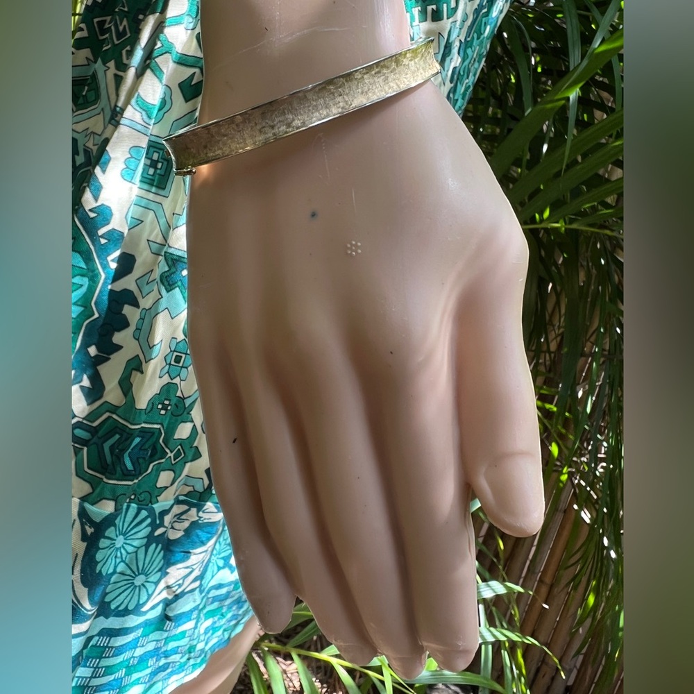 Vintage Gold Textured Bangle Bracelet